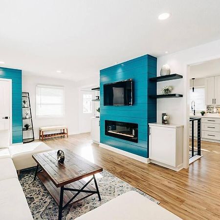 Beautiful Luxury Home Freshly Renovated With Big Yard, Seating & Grill Pad Cottage Grove Exteriör bild