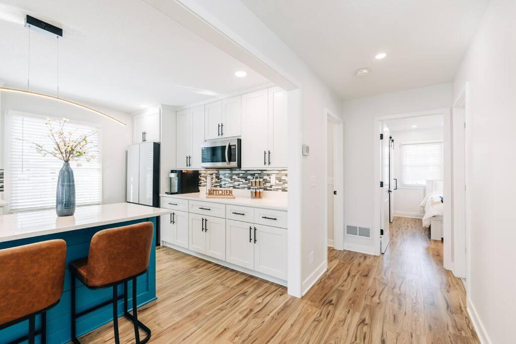Beautiful Luxury Home Freshly Renovated With Big Yard, Seating & Grill Pad Cottage Grove Exteriör bild